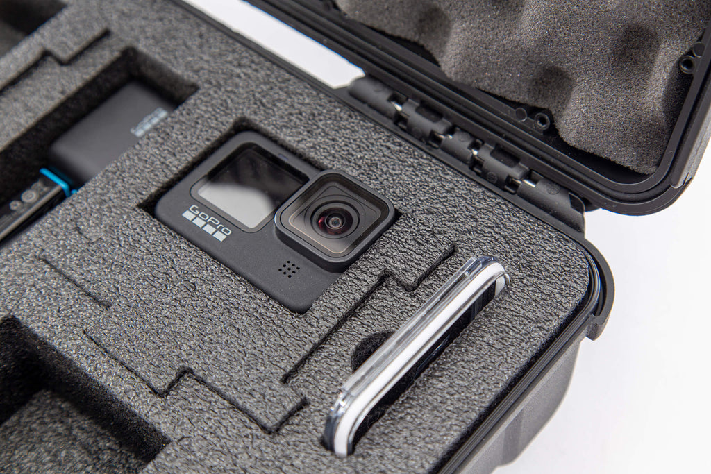 The closed-cell high-quality foam is pre-cut to fit 4 sets of GoPro® Hero 9 or 10 and its accessories.