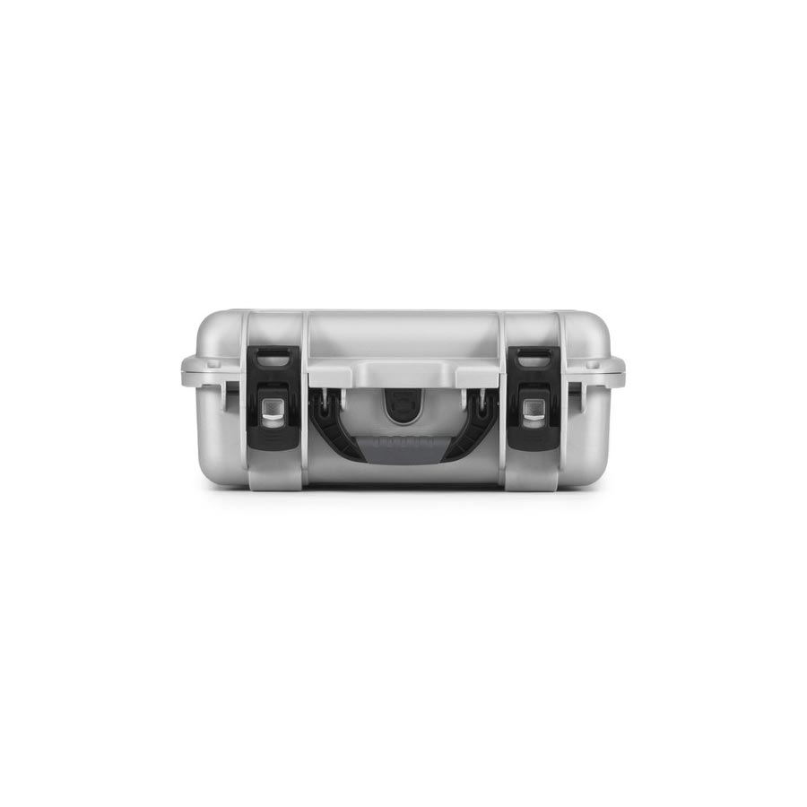 NANUK 920 Hard Case Specifications Latches