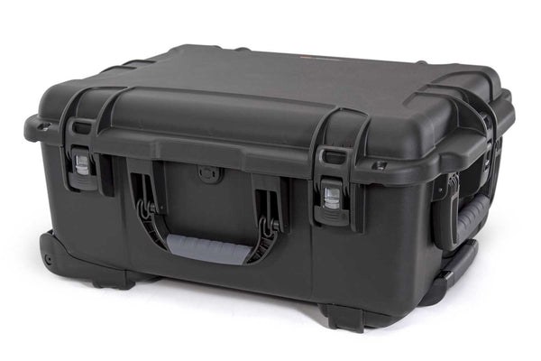 The NANUK 955 includes four (4) powerful latches.