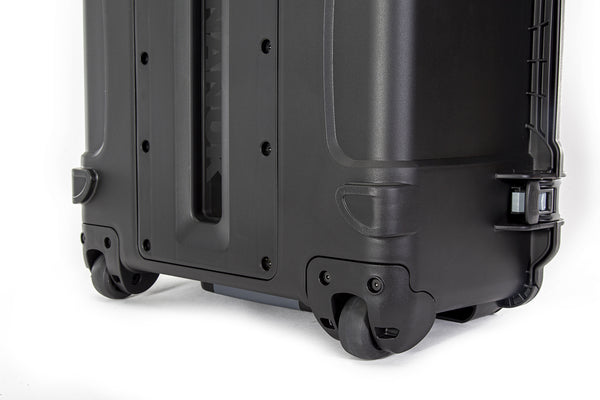 La valise rigide NANUK 968 offre le niveau maximum de protection pour l'ensemble de votre équipement personnel et professionnel.