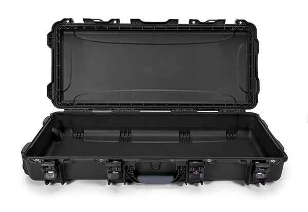 This indestructible MIL-Spec case is equipped with a lid stay feature to keep the case safely open when in use and reinforced stainless-steel eyelets can be used to secure additional padlocks.