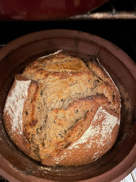 Grüne Erde /Green Earth Clay bread baker