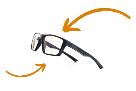 Une paire de lunette à verre transparent
