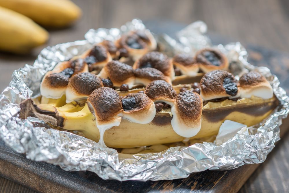 Grilled banana boat ricetta dessert per grigliata
