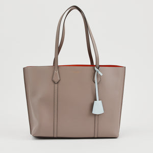 tote bag with inside compartments