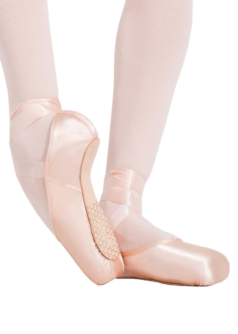 Replying to @Bear_coven Pointe shoes for dancers can become pretty exp, Pointe Shoes
