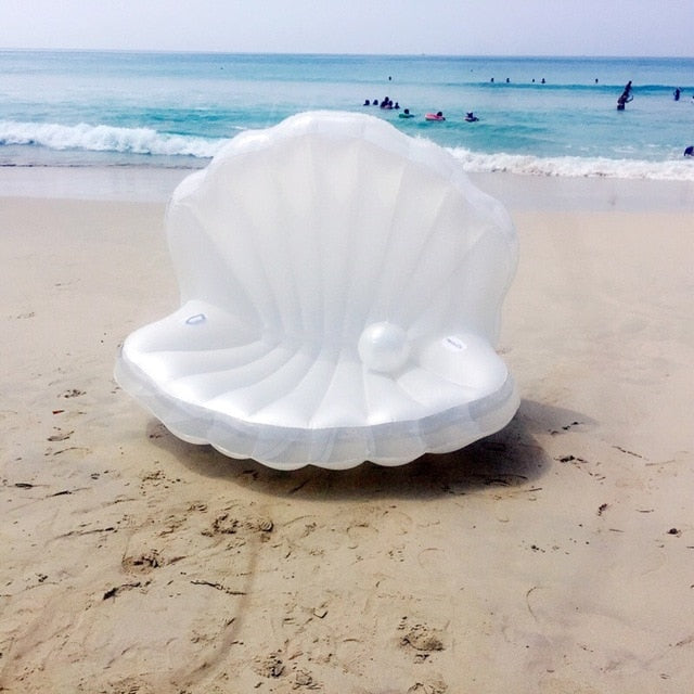 clam shell pool float