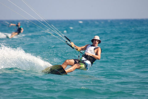 Summer kiting in Croatia with summer hat 