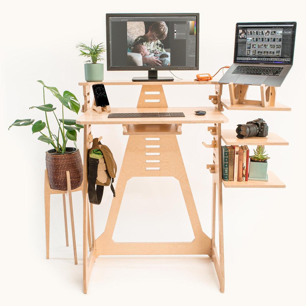 https://cdn.shopify.com/s/files/1/0374/7155/1628/t/8/assets/2--creators-standup-desk_satin-birch_wfh-desks-1661313192797_1200x.jpg?v=1661313193