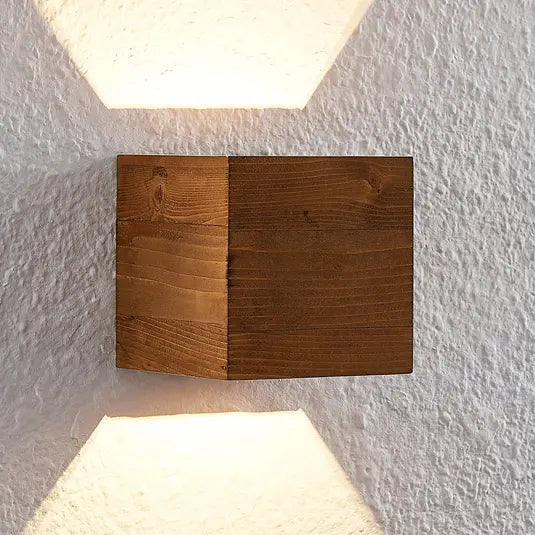 Lindby Benicio Wooden LED Wall Light