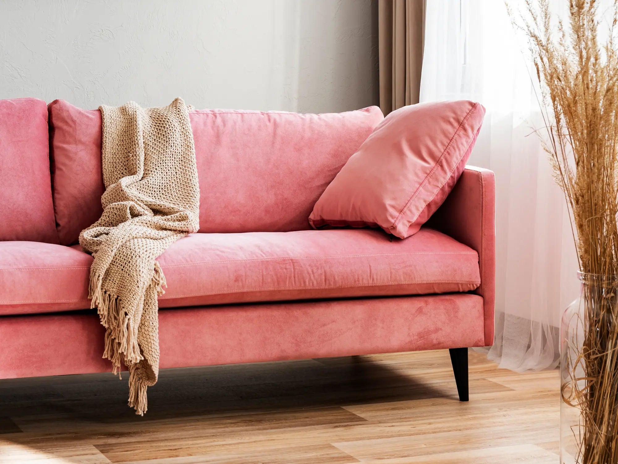 Pink living room furniture ideas