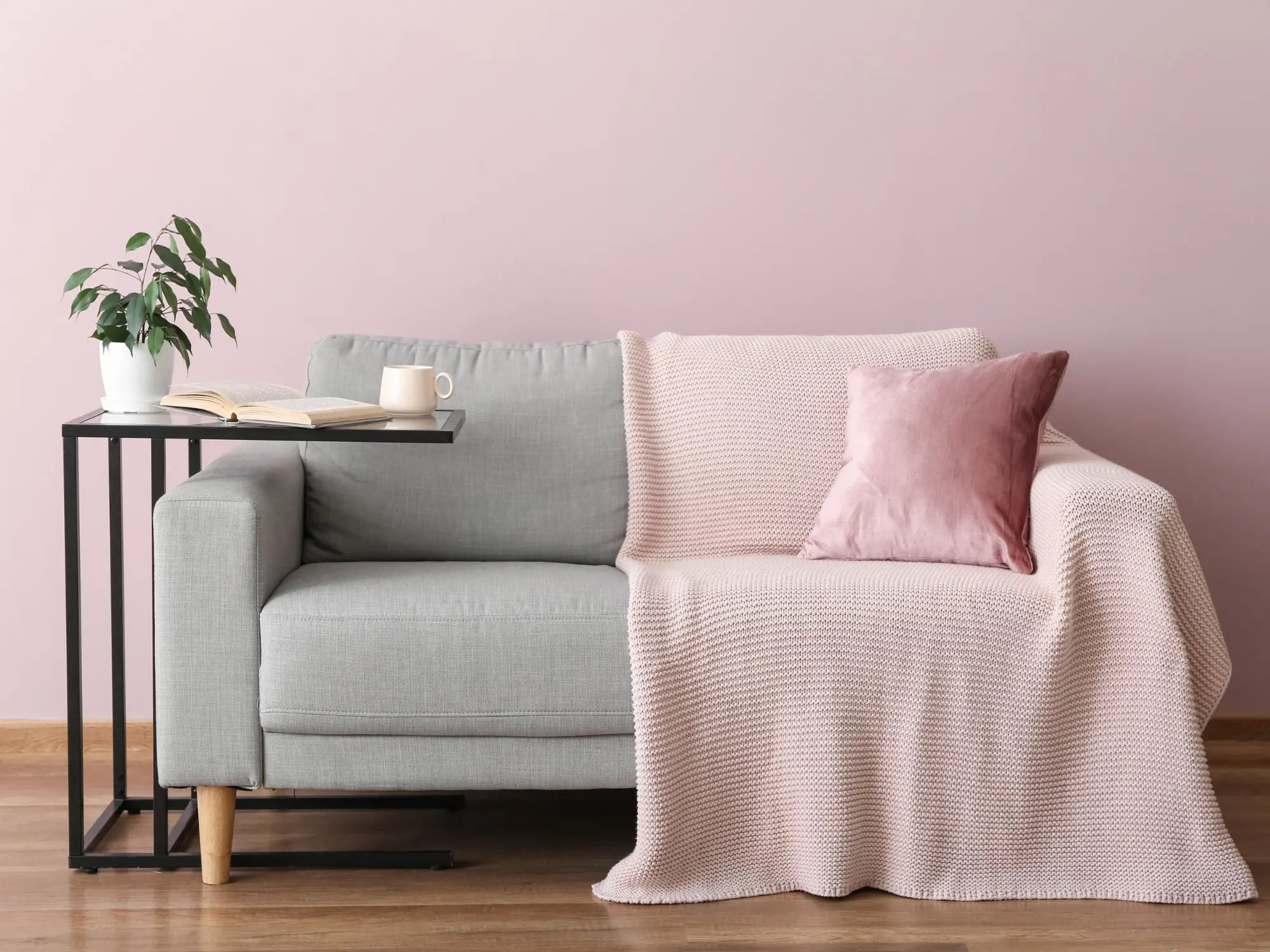 Pink and Grey Living Room Interior Styling Ideas