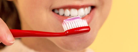 What’s the Best Toothpaste and Why are They all Different?!