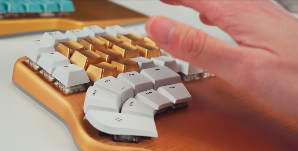 Dygma Defy thumbkeyx convex keycap profile