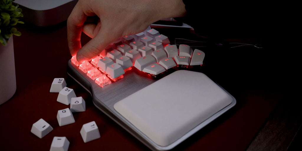 Hot-swappable keyboard
