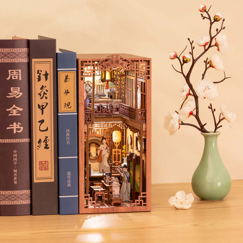 Book nook Under the Sakura tree 1ère partie - Maquette en bois