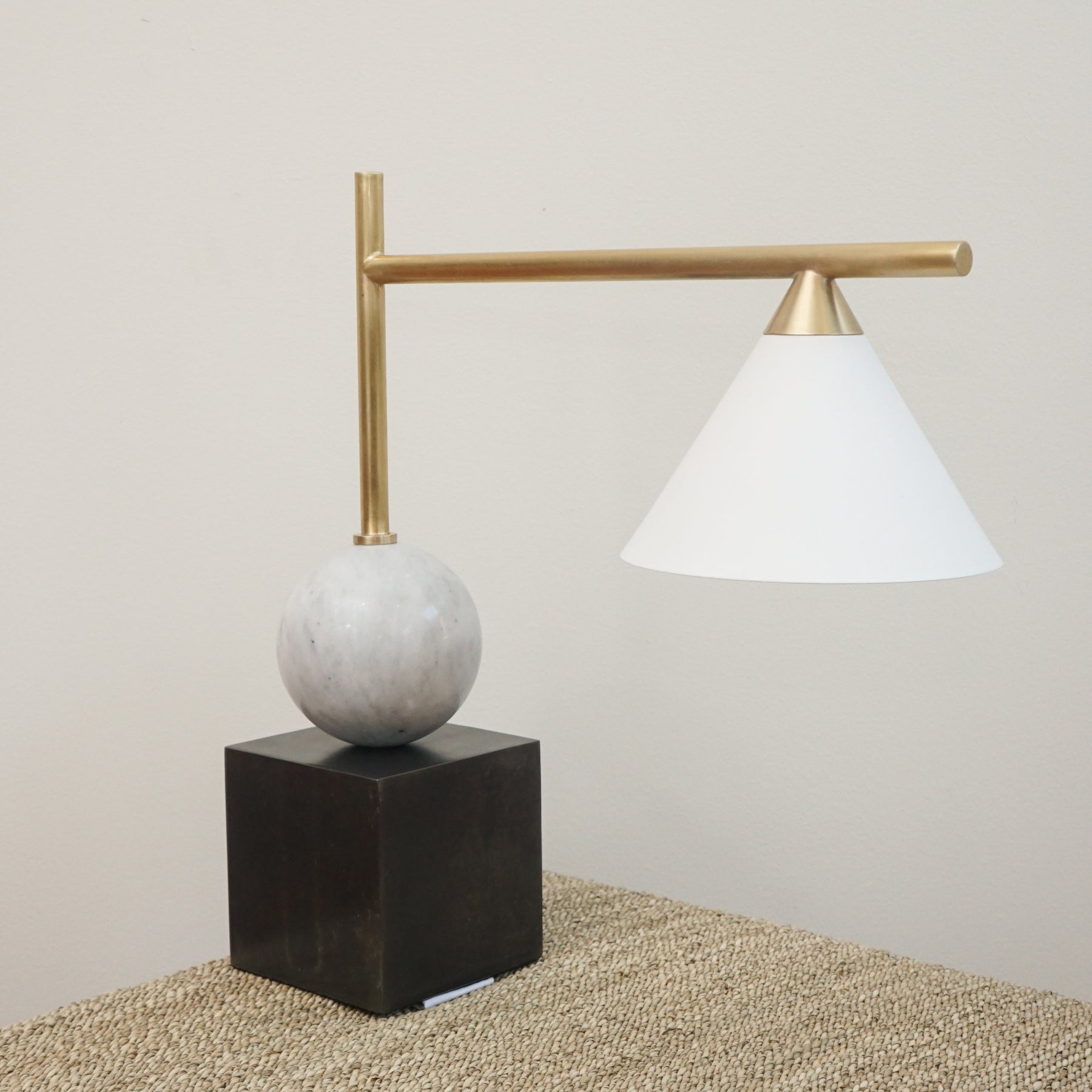 cleo desk lamp