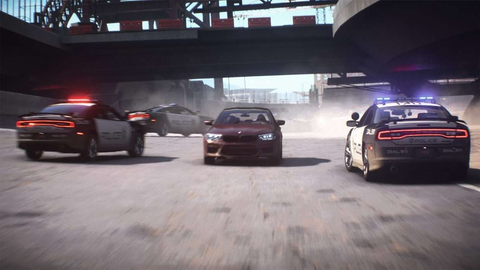 One of the moments Need for Speed specializes in, cop pursuits.