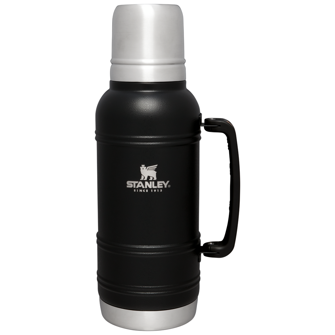 Stanley The Legendary Classic Bottle - Matte Black - 1.5qt / 1.4L