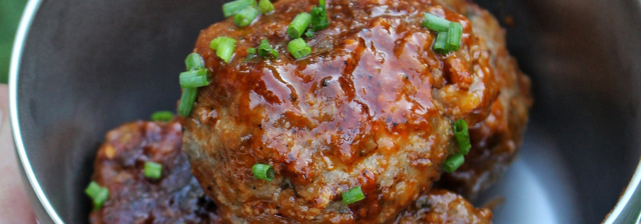 Kick-Off Game Day Tailgating With This BBQ Beer Meatballs Recipe