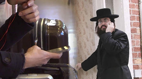 Yaakov visits the Rebbe