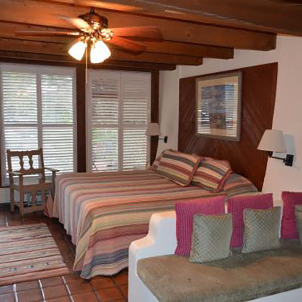 A guest room at El Rey before renovations