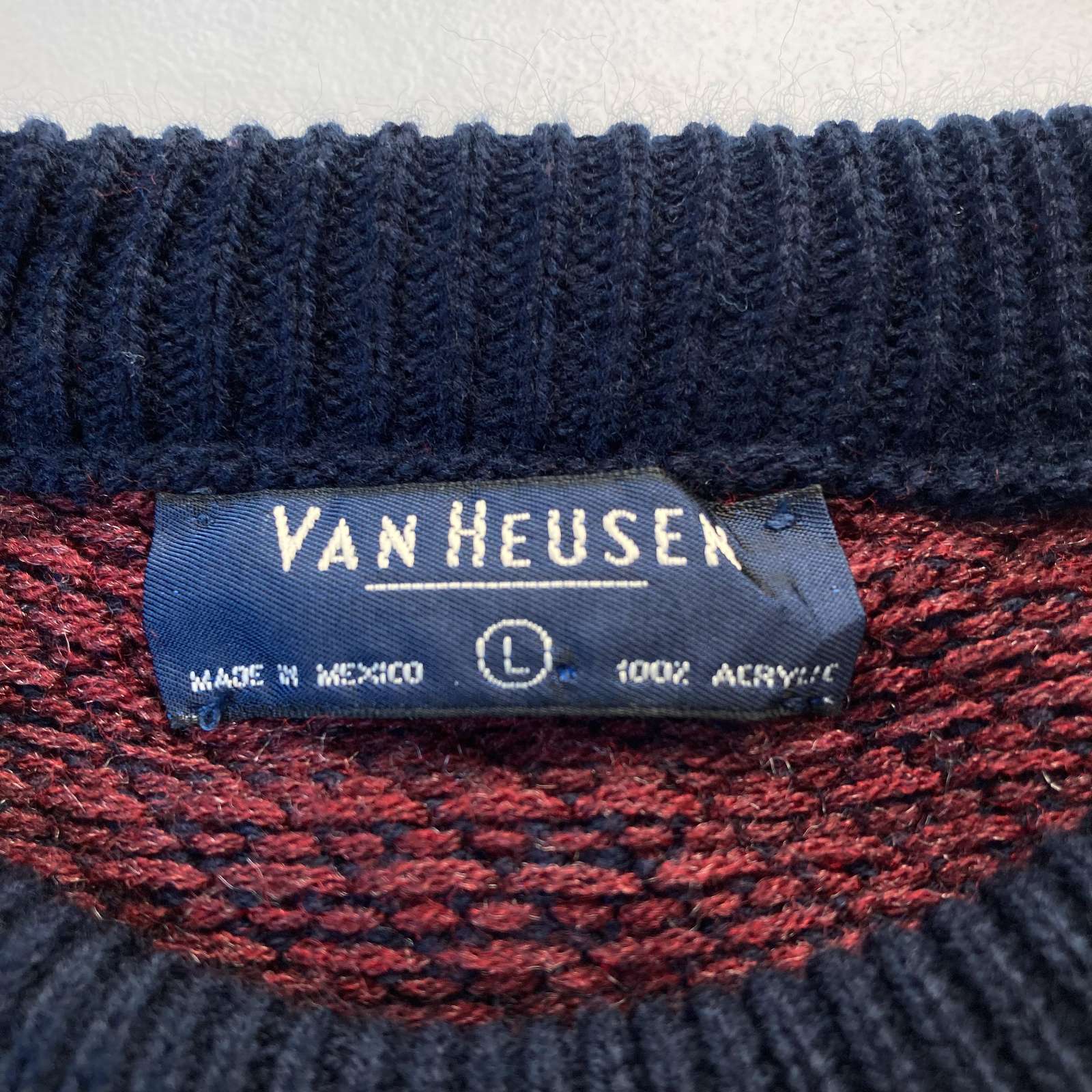 古着 90's VAN HEUSEN ボーダー アクリル ニット セーター – Gleeful