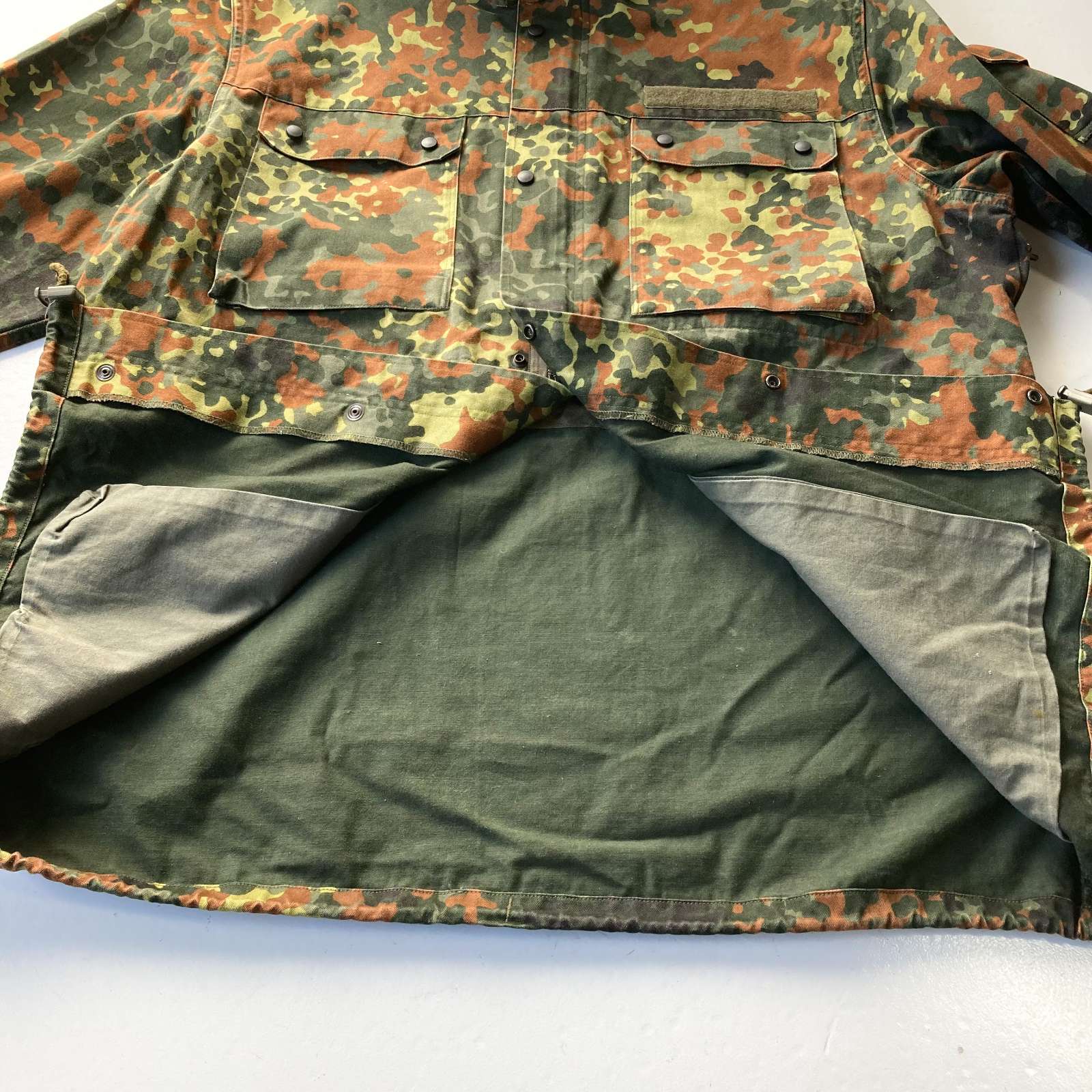 処分価！値引き不可！ドイツ軍 カモフラ ミリタリージャケット XL