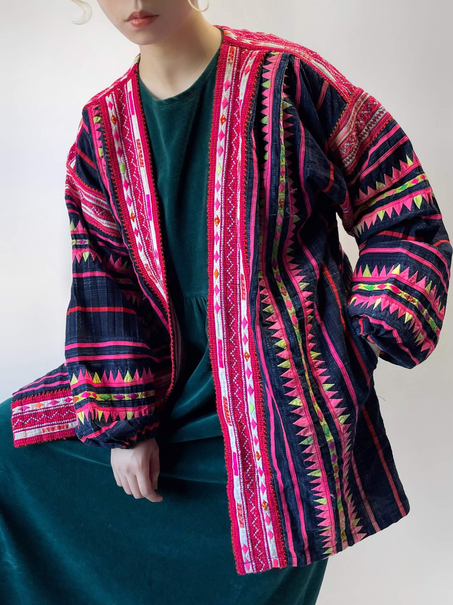 ヴィンテージ ラオス モン族 刺繍キルティング jackets ジャケット-
