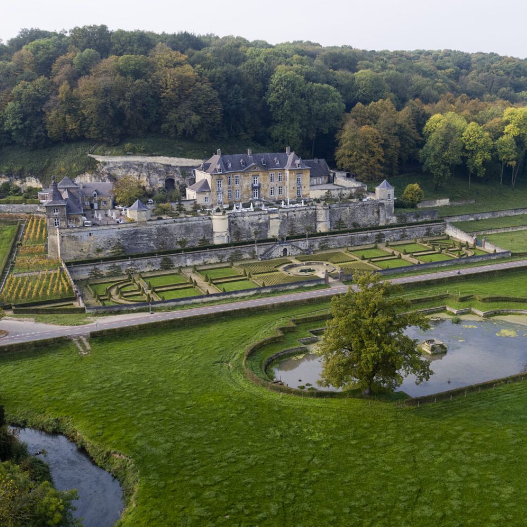 Drone luchtopname Château Neercanne