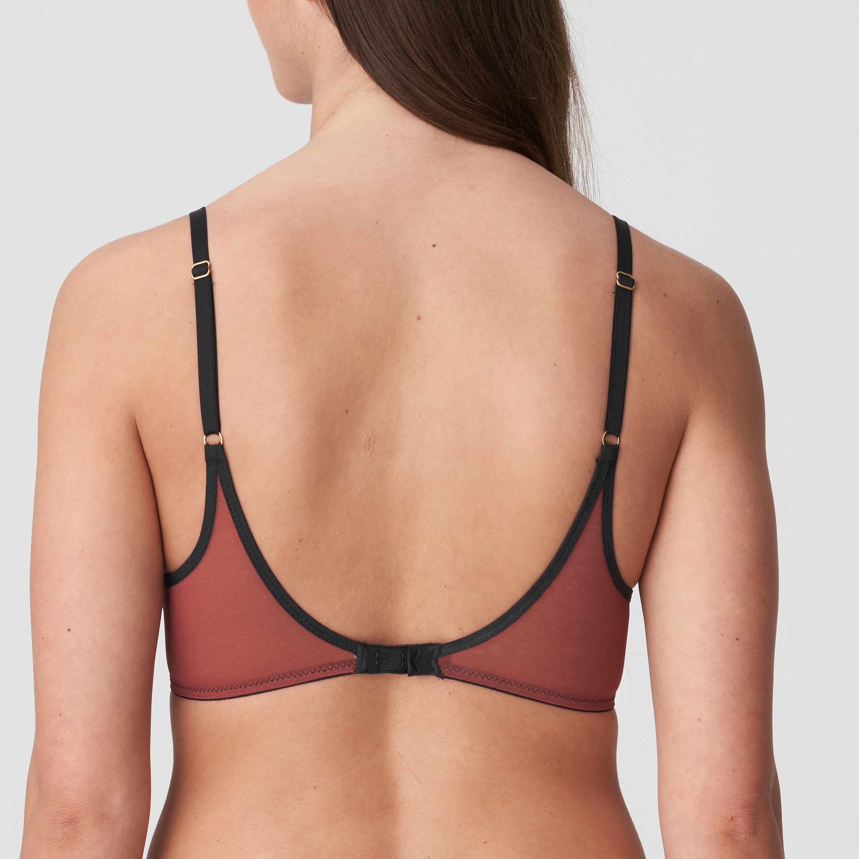 Chantelle Absolute Invisible Smooth Push Up – Crimson Lingerie