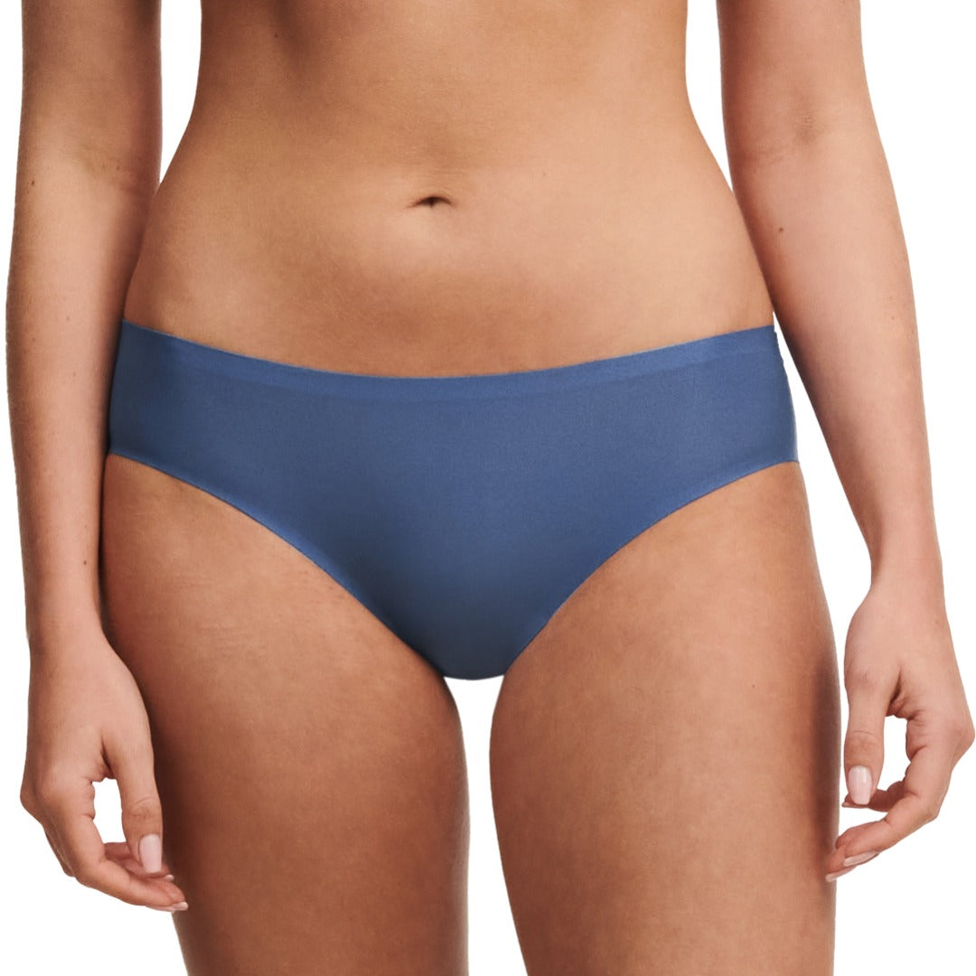  Chantelle Soft Stretch Thong Amber One Size : Clothing