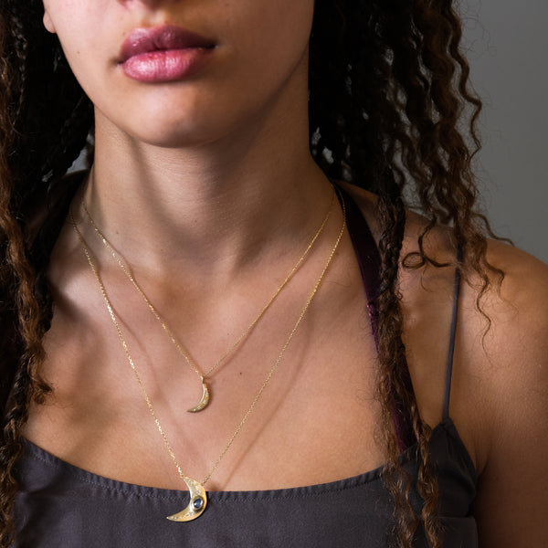 Moon Necklace Dainty Delicate Subtle Minimalist Fashion Jewellery – éclater  jewellery