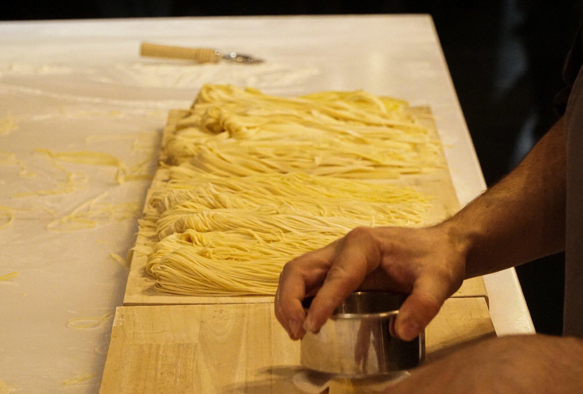 Delivering Fresh Pasta, Sauces & Wine in Melbourne