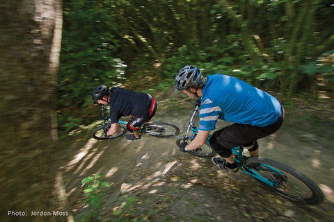 Chill Dirt Features Twilight Biking in Wellington