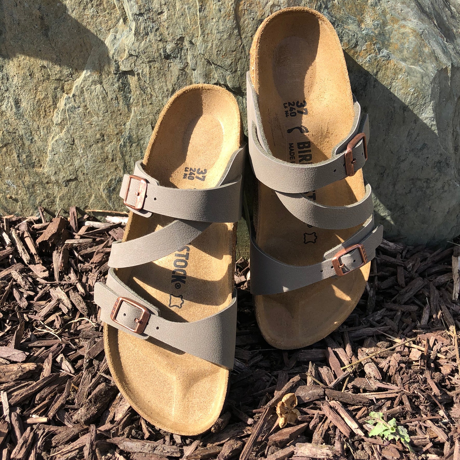 birkenstock salina tobacco