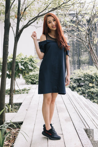 Alicia Tan in the Alexandrite Contrast Panel Cold Shoulder Shift Dress in Navy Blue