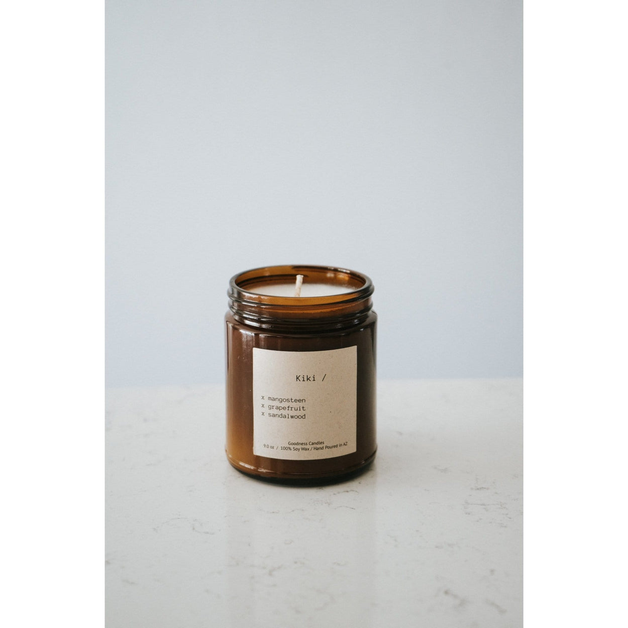 Kiki candle has a calming citrus aroma smell with a smooth