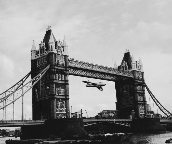Tower Bridge Hawker Hunter Mock Up By Four Prop