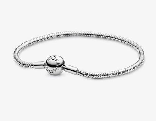 Pandora Moments Marvel Logo Clasp Snake Chain Bracelet – Fifth Avenue  Jewellers