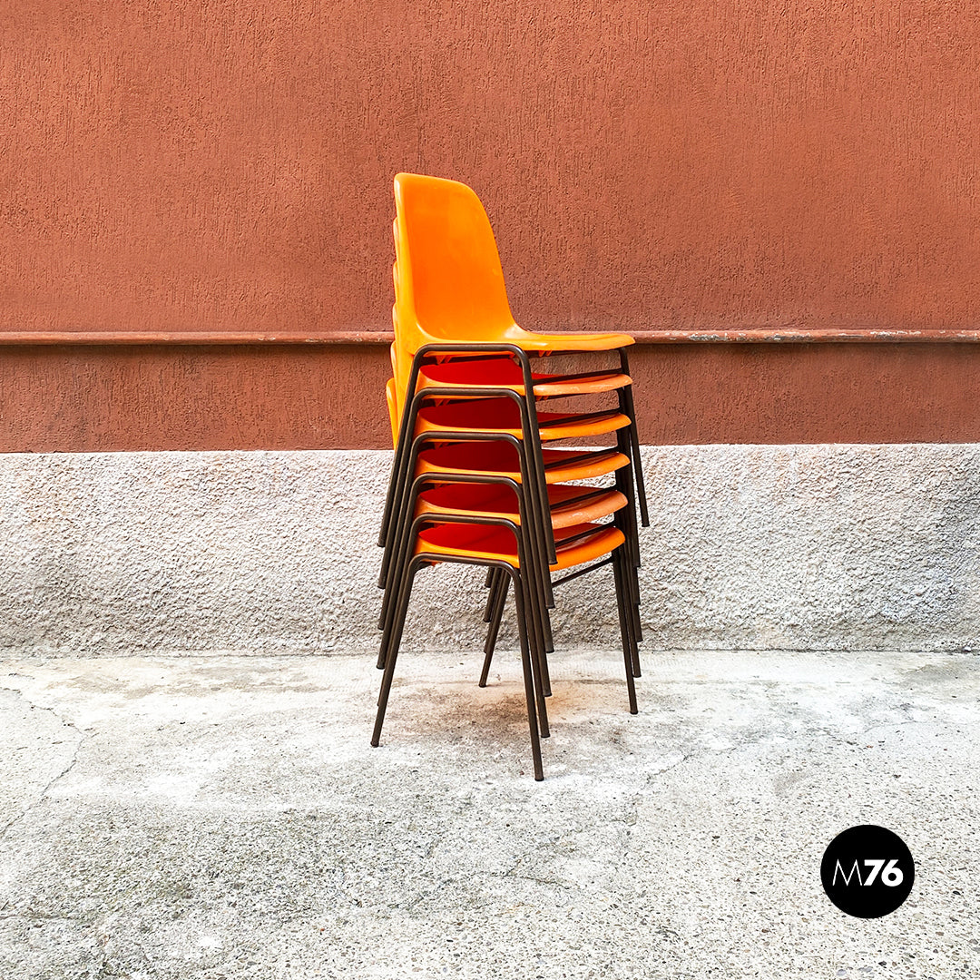 Stackable orange plastic chairs, 1960s – Magazzino76