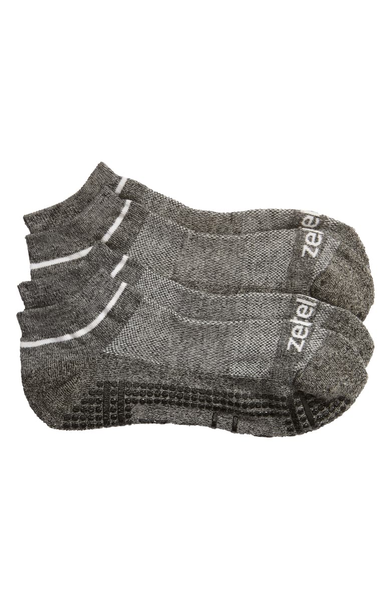 The Best Yoga Socks You Need To Purchase – Yoga Society
