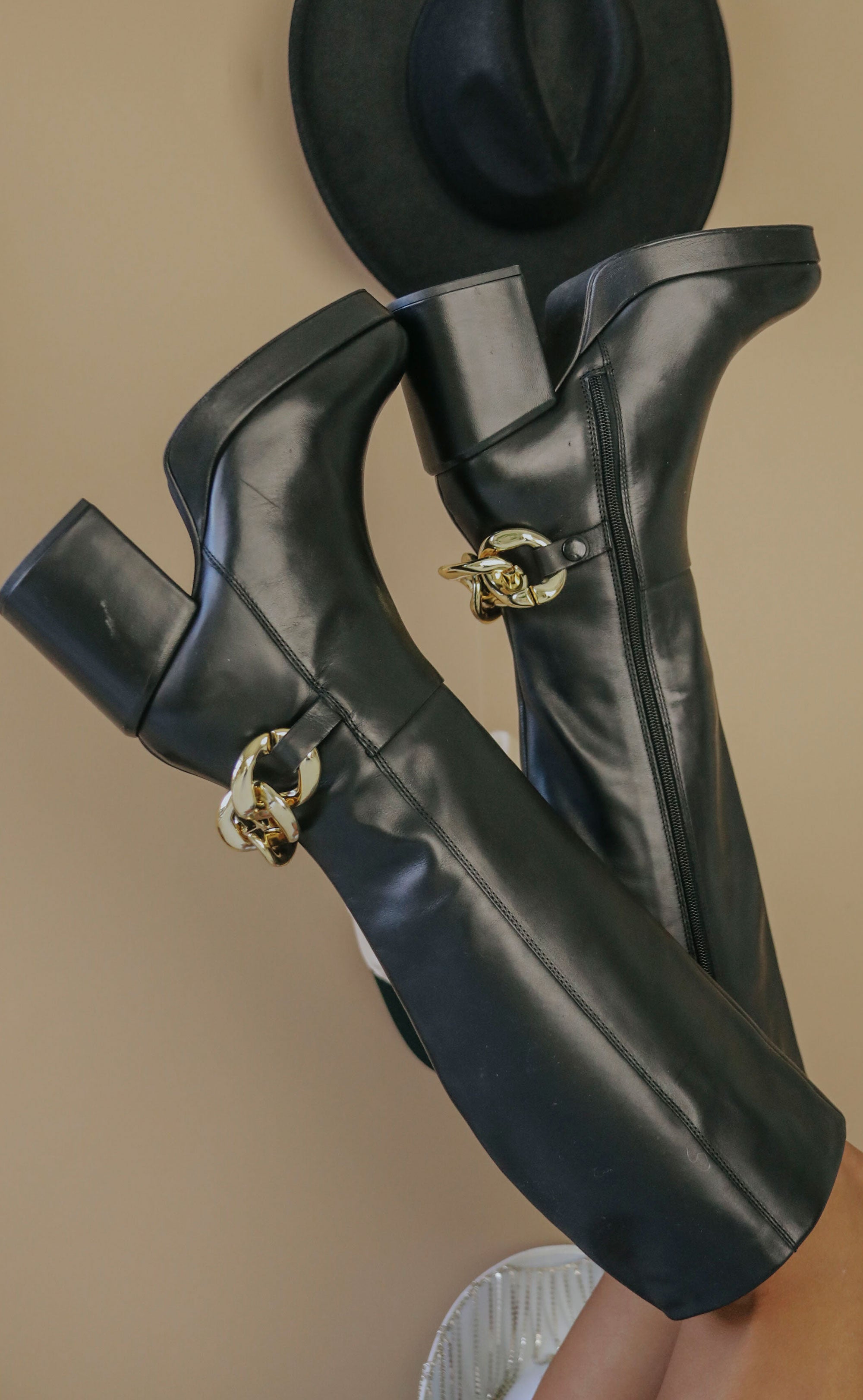 seychelles: delicacy leather boot - white – Riffraff