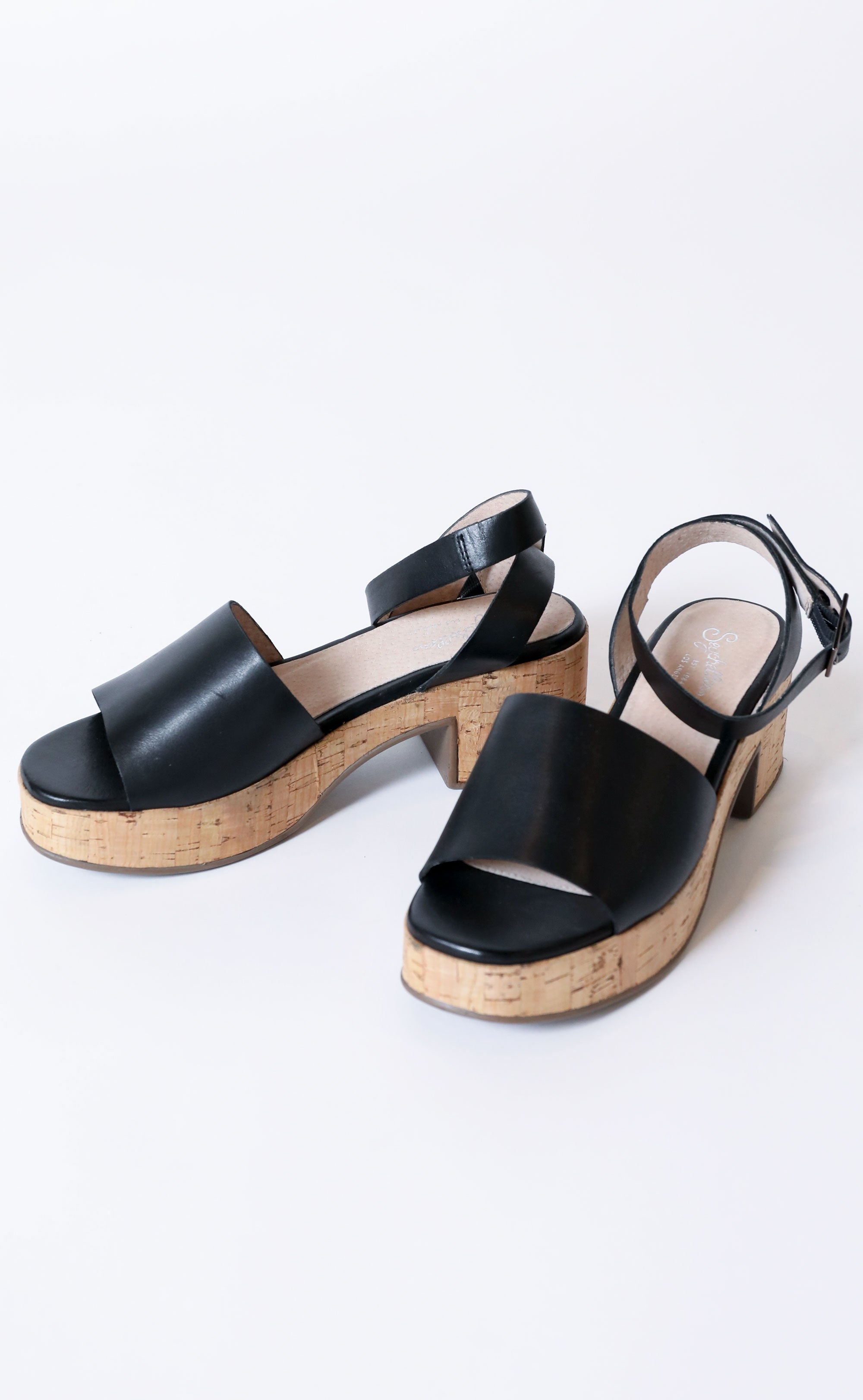 calming influence platform sandal