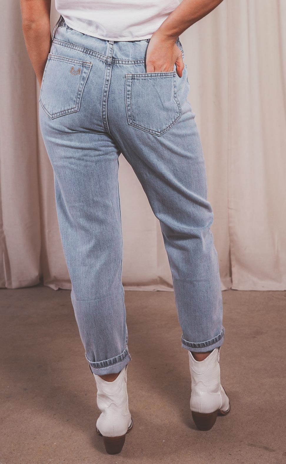 show me your mumu: emilia mom jeans