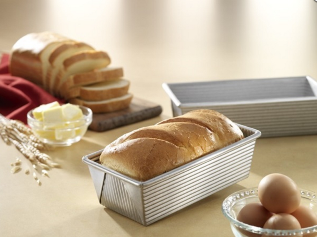 Хлеб на противне. Loaf Pan. Bread Pan. A Loaf of Bread. Make pan