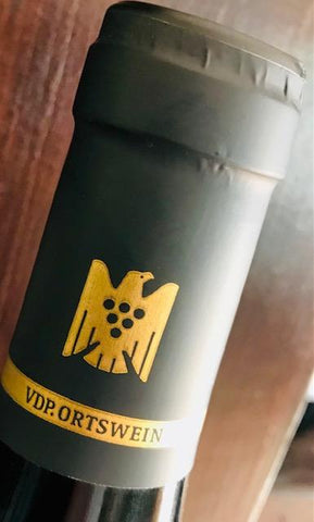 Weinkeller Hohenbrunn - VDP-Logo auf Weinflasche_Halsetikett
