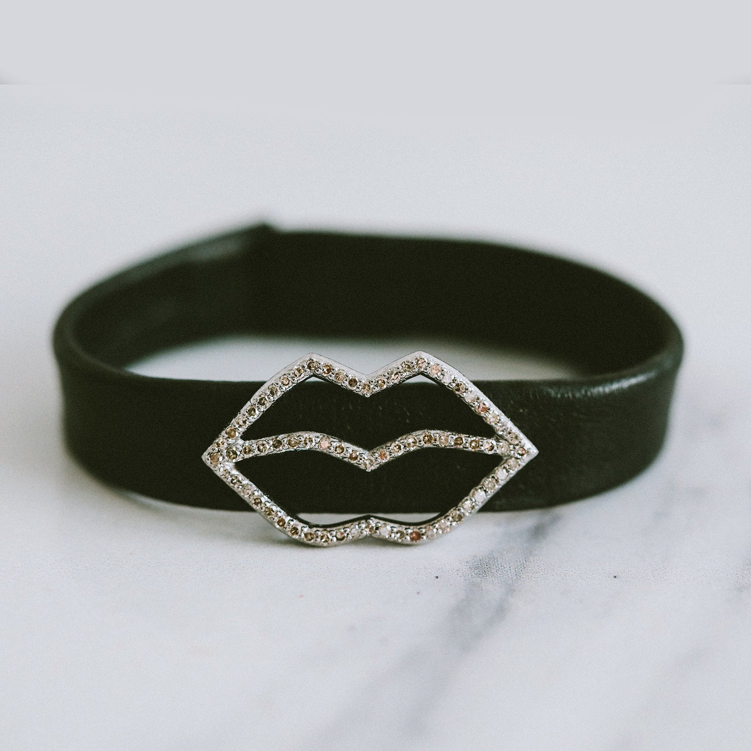 Diamond Lip Leather Bracelet