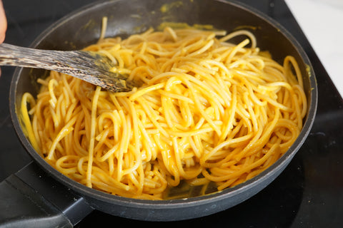 Spaguetti con brisura trufa negra
