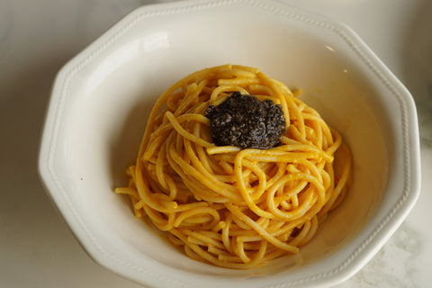 Spaguetti con brisura trufa negra